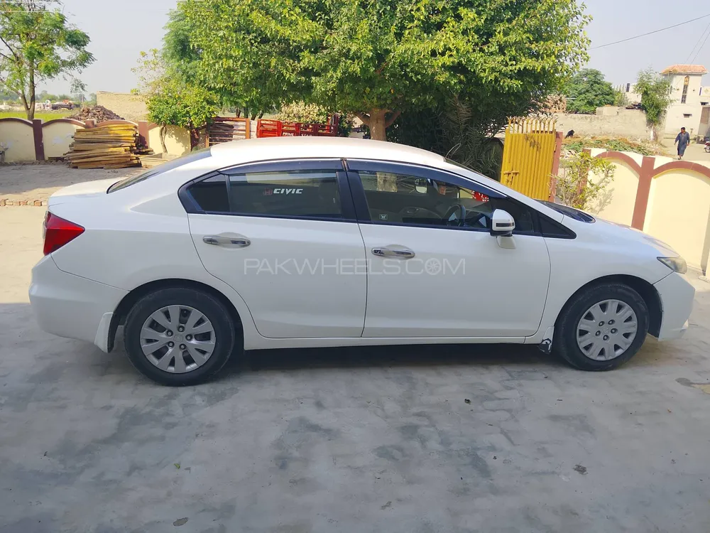 Honda Civic 2013 for Sale in Hafizabad Honda Civic 2013 for Sale in Hafizabad Image-4