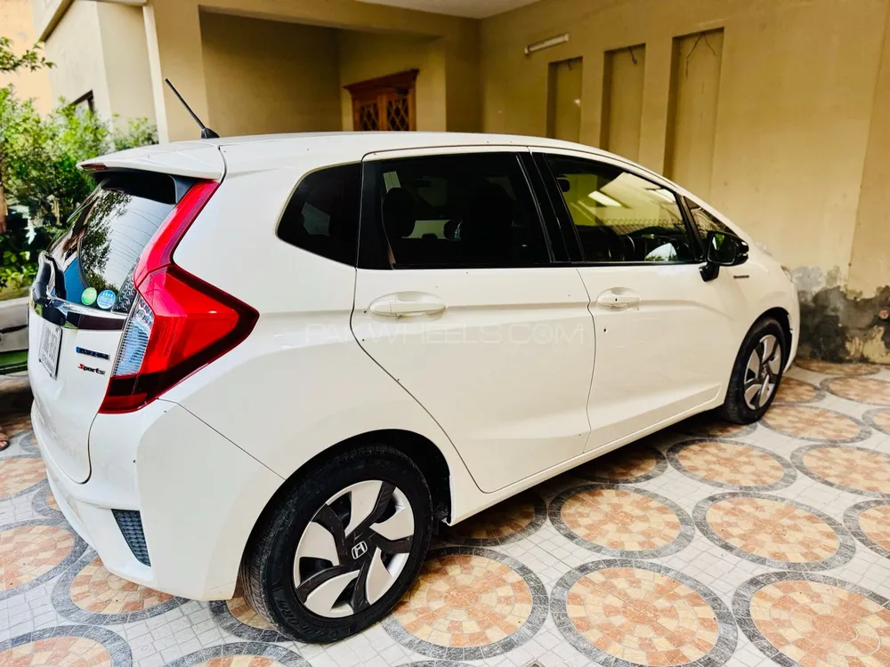 Honda Fit 2013 for Sale in Multan Honda Fit 2013 for Sale in Multan Image-7