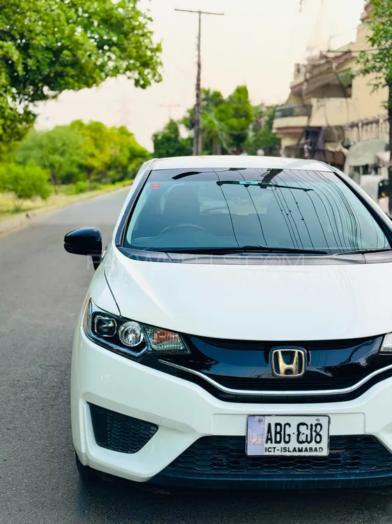 Honda Fit 2013 for Sale in Lahore Image-1