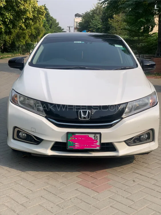 Honda Grace Hybrid 2015 for Sale in Lahore Image-1