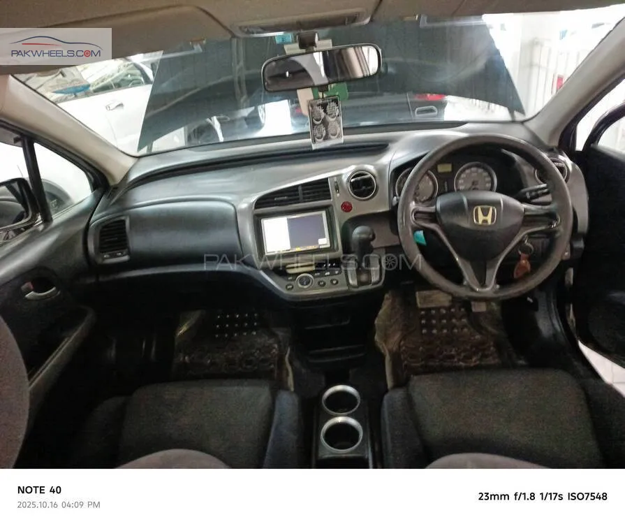 ہونڈا اسٹریم 2007 for Sale in پشاور ہونڈا اسٹریم 2007 for Sale in پشاور Image-11