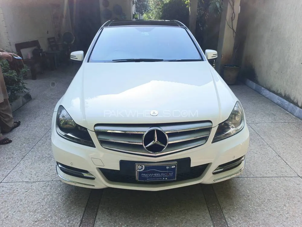 Mercedes Benz C Class 2013 for Sale in Islamabad Image-1