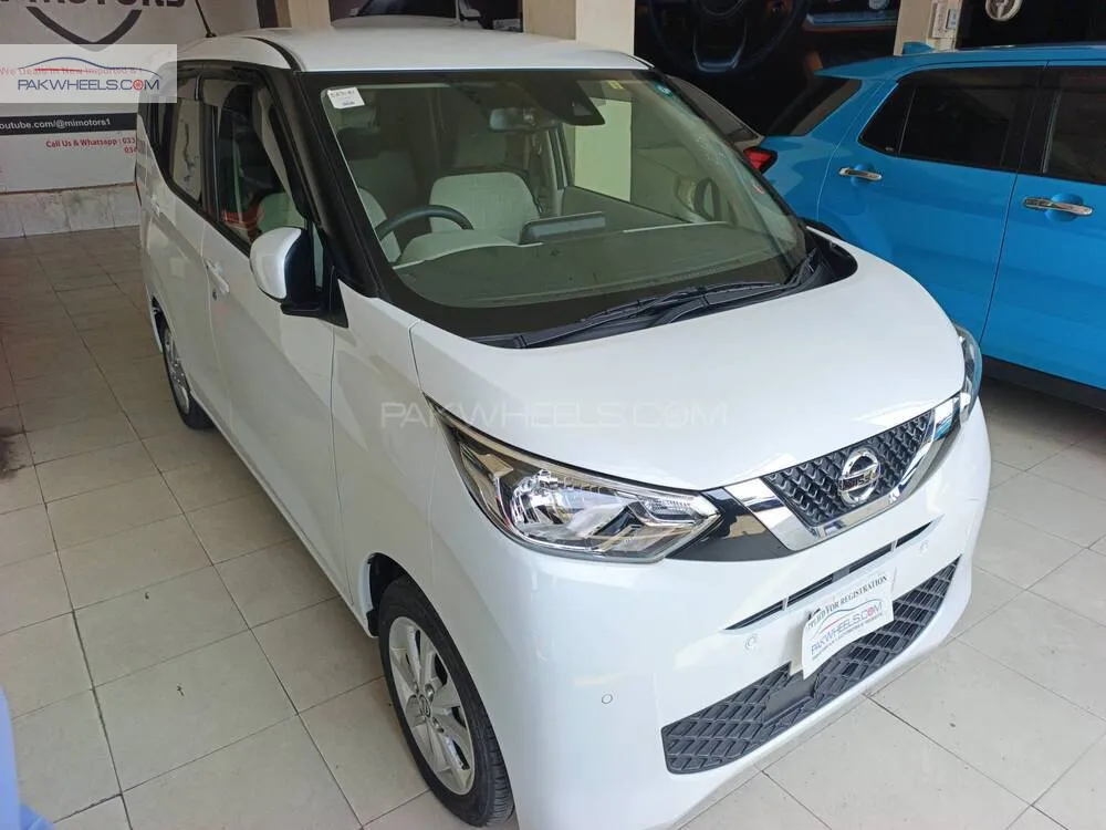 Nissan Dayz 2023 for Sale in Lahore Nissan Dayz 2023 for Sale in Lahore Image-2