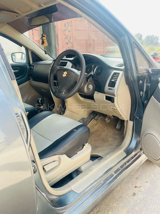 Suzuki Liana 2006 for Sale in Multan Suzuki Liana 2006 for Sale in Multan Image-12