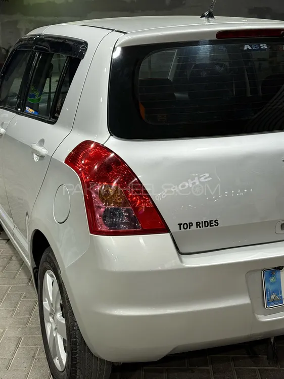 Suzuki Swift 2011 for Sale in Peshawar Suzuki Swift 2011 for Sale in Peshawar Image-4