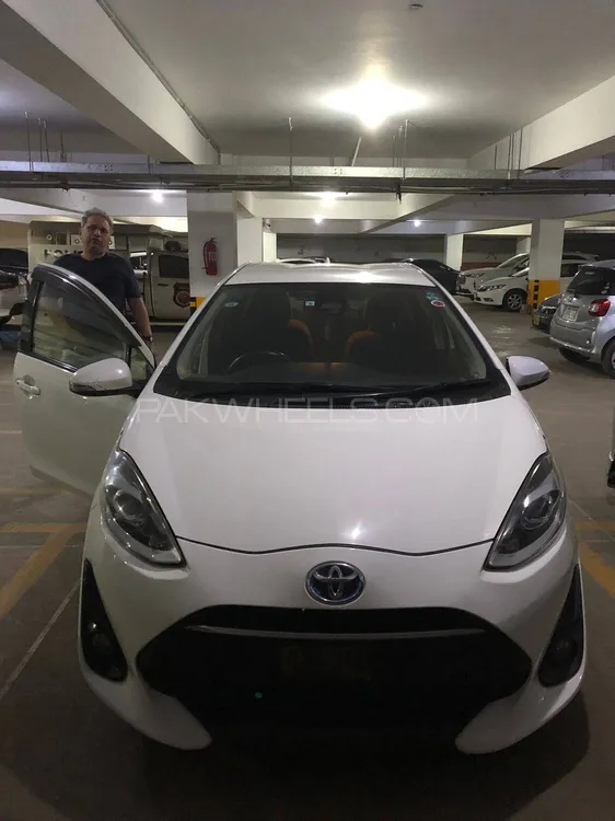 Toyota Aqua 2018 for Sale in Karachi Image-1