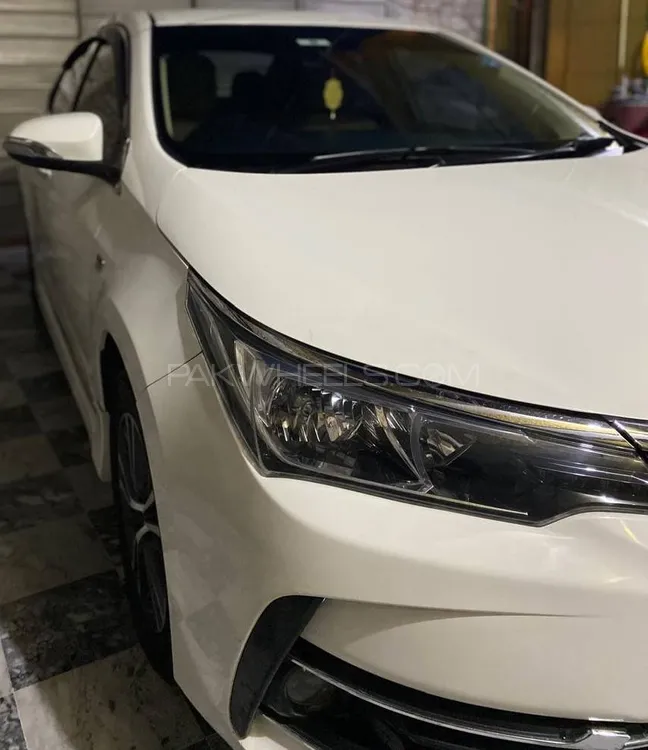 Toyota Corolla 2018 for Sale in Abbottabad Image-1
