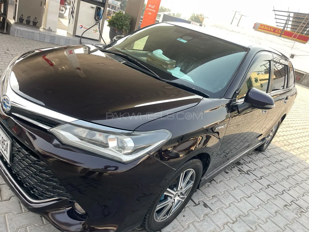 Toyota Corolla Axio 2017 for Sale in Peshawar Image-1