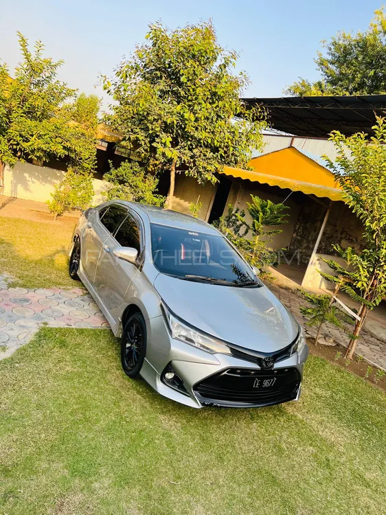 Toyota Corolla 2015 for Sale in Peshawar Image-1