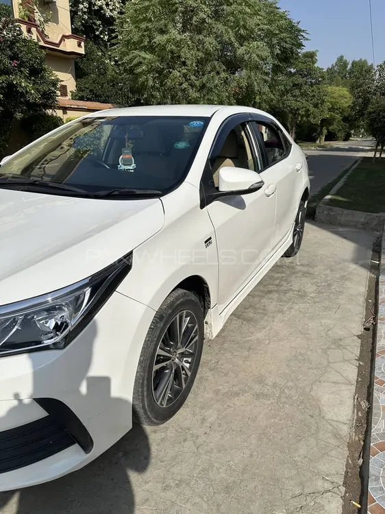 Toyota Corolla 2018 for Sale in Lahore Image-1