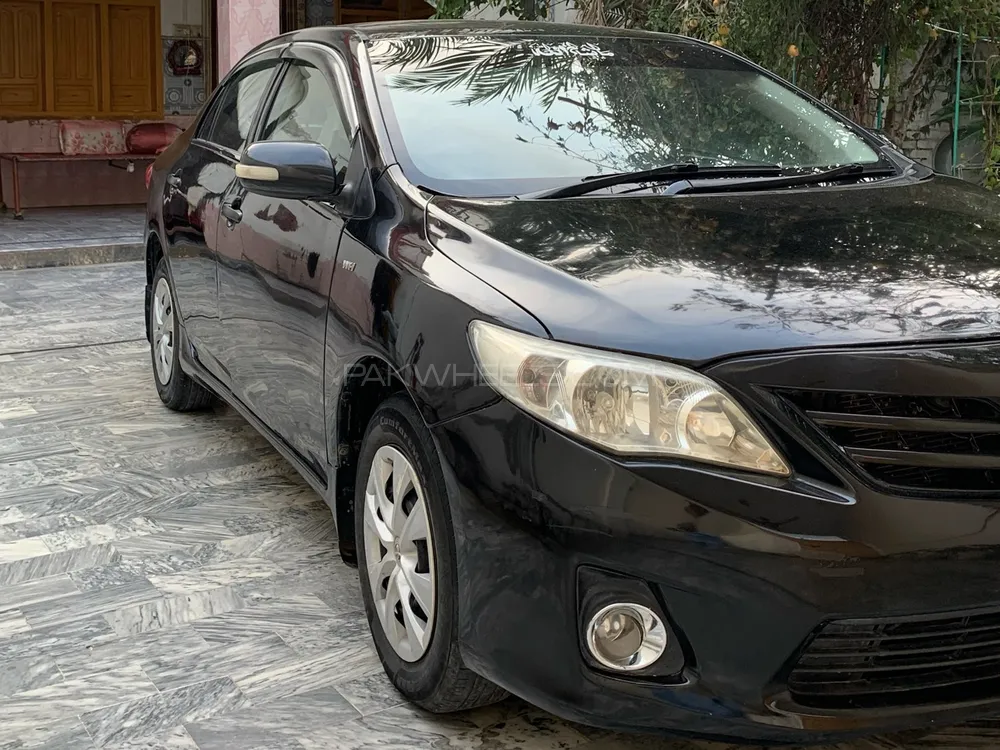 Toyota Corolla 2011 for Sale in Nowshera Image-1