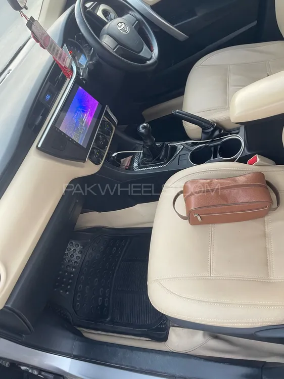 ٹویوٹا کرولا 2019 for Sale in شیخوپورہ ٹویوٹا کرولا 2019 for Sale in شیخوپورہ Image-19