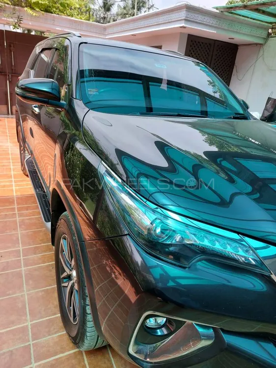 Toyota Fortuner 2018 for Sale in Karachi Toyota Fortuner 2018 for Sale in Karachi Image-3