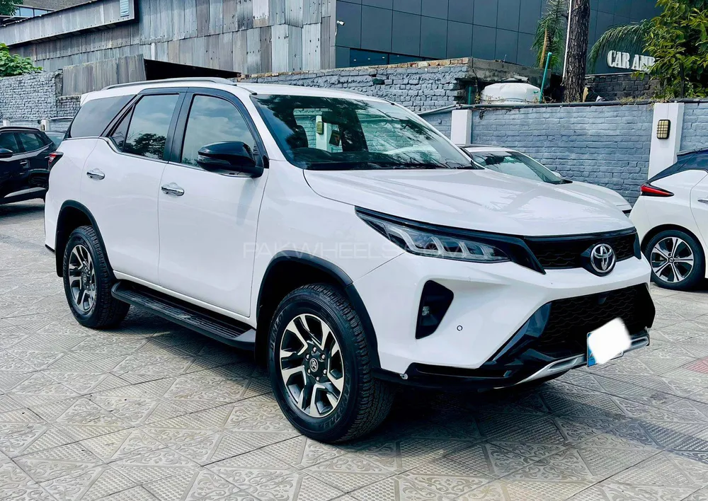Toyota Fortuner 2022 for Sale in Islamabad Toyota Fortuner 2022 for Sale in Islamabad Image-3
