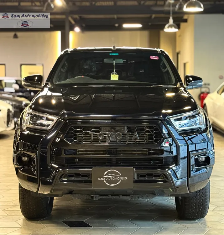 Toyota Hilux 2025 for Sale in Karachi Image-1