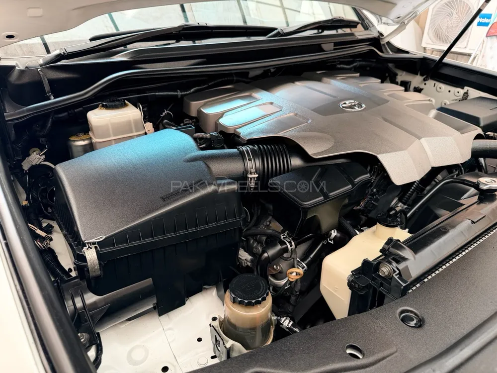 Toyota Land Cruiser 2012 for Sale in Islamabad Toyota Land Cruiser 2012 for Sale in Islamabad Image-19