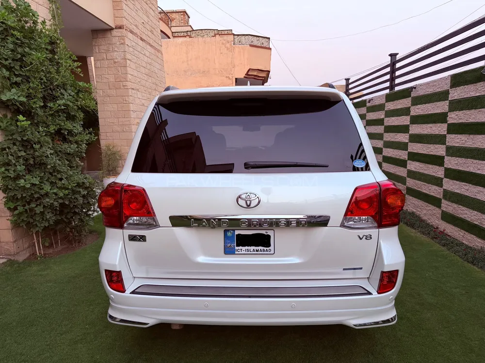 Toyota Land Cruiser 2012 for Sale in Islamabad Toyota Land Cruiser 2012 for Sale in Islamabad Image-7