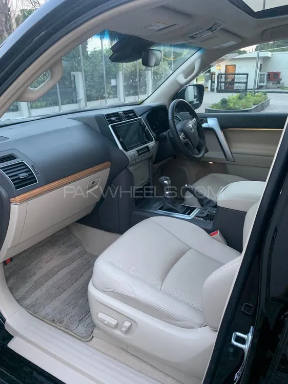 ٹویوٹا پراڈو 2021 for Sale in اسلام آباد ٹویوٹا پراڈو 2021 for Sale in اسلام آباد Image-8