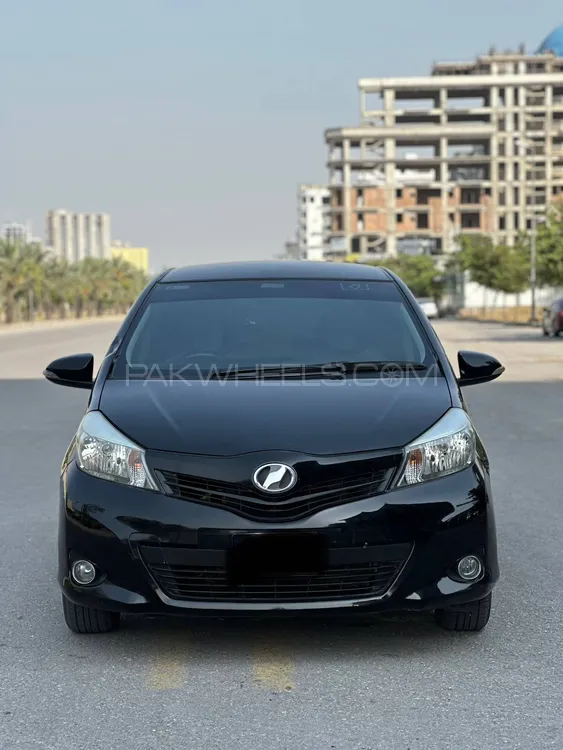 Toyota Vitz 2013 for Sale in Rawalpindi Image-1