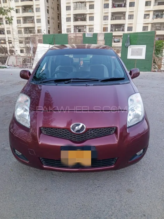 Toyota Vitz 2010 for Sale in Karachi Image-1