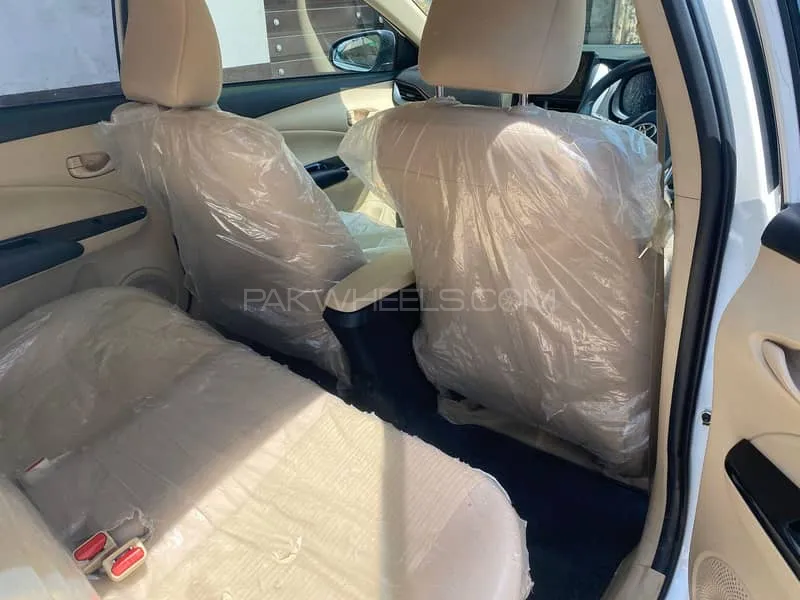 ٹویوٹا یارس سیڈان 2023 for Sale in گجرانوالہ ٹویوٹا یارس سیڈان 2023 for Sale in گجرانوالہ Image-5