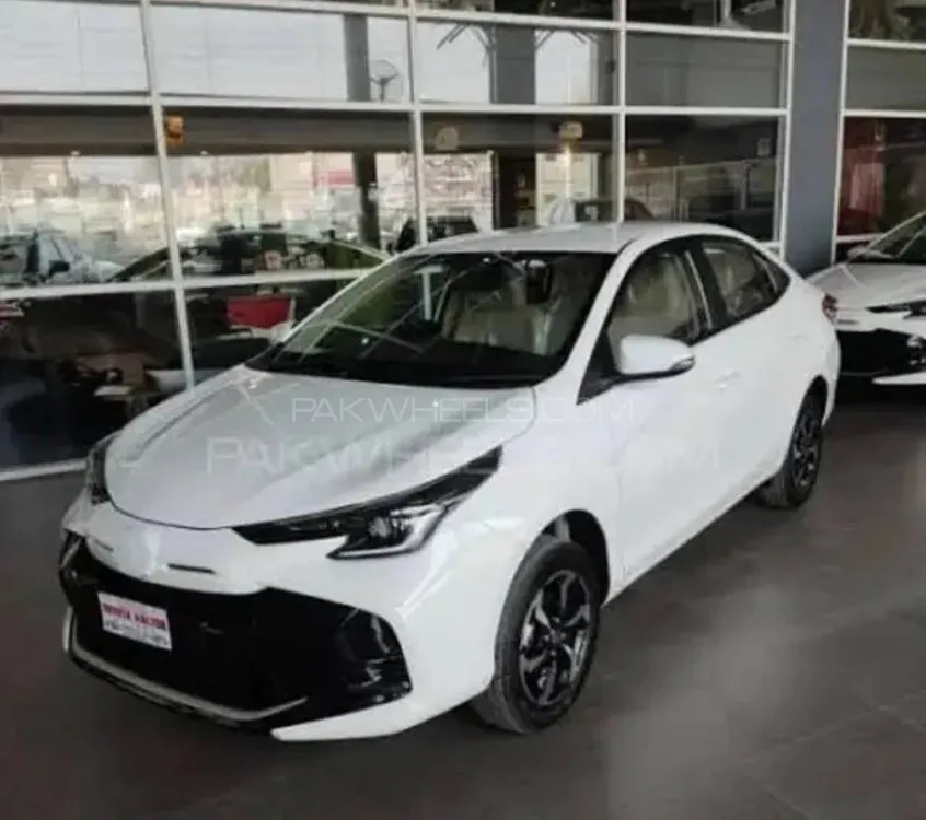 Toyota Yaris Sedan 2025 for Sale in Karachi Image-1