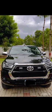 Toyota Hilux Revo V Automatic 2.8 2022