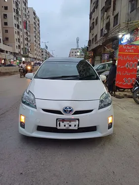 Toyota Prius S Touring Selection GS 1.8 2011