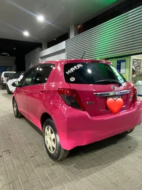 Toyota Vitz Jewela 1.0 2013
