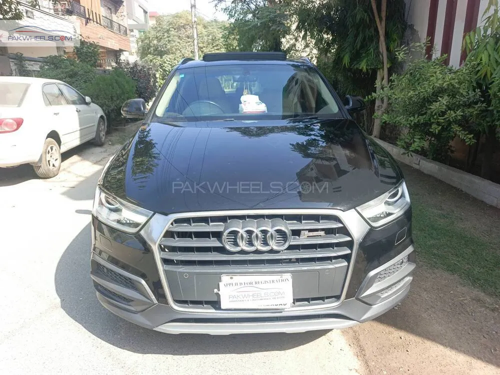 Audi Q3 2017 for Sale in Lahore Image-1