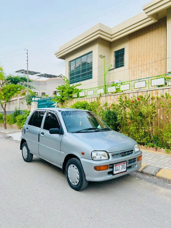 Daihatsu Cuore 2010 for Sale in Karachi Image-1