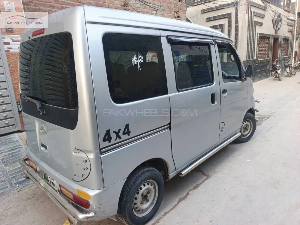 ڈائیہاتسو ہائی جیٹ 2010 for Sale in گجرانوالہ ڈائیہاتسو ہائی جیٹ 2010 for Sale in گجرانوالہ Image-4