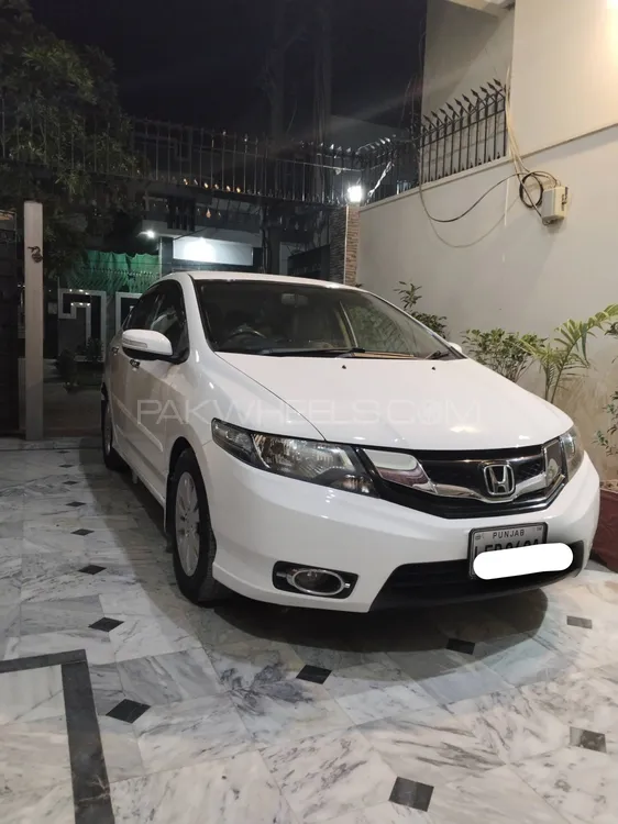 Honda City 2017 for Sale in Okara Image-1
