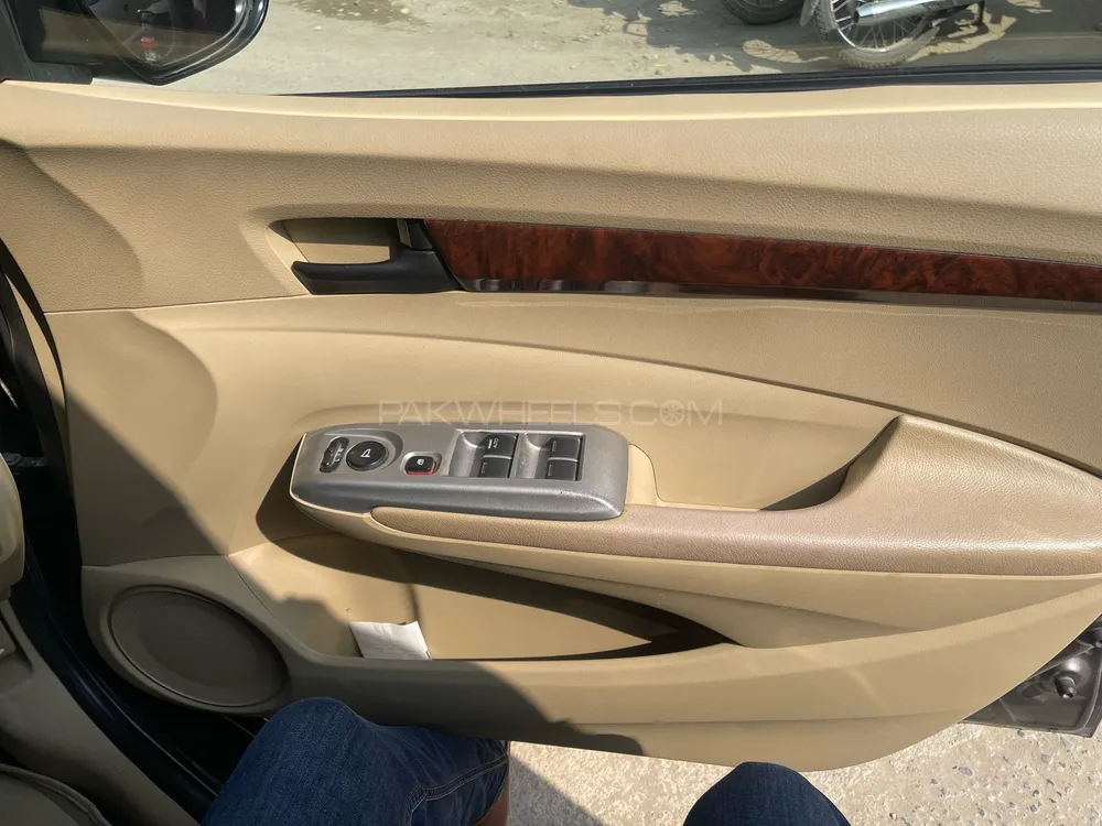 Honda City 2018 for Sale in Karachi Honda City 2018 for Sale in Karachi Image-10