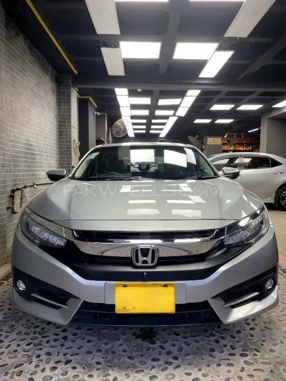 Honda Civic 2020 for Sale in Peshawar Image-1