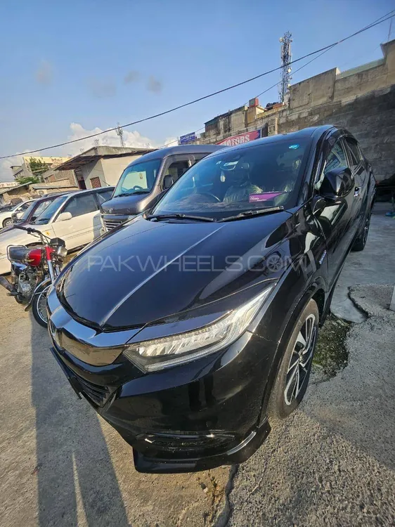 Honda Vezel 2018 for Sale in Abbottabad Honda Vezel 2018 for Sale in Abbottabad Image-5