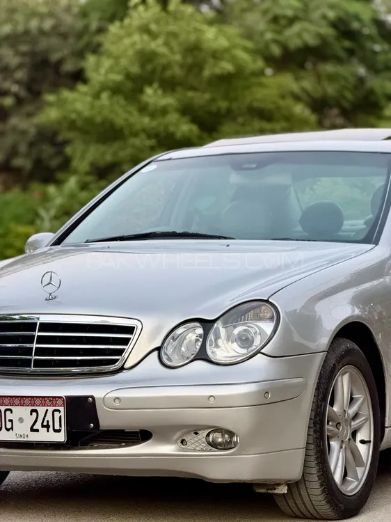 Mercedes Benz C Class 2001 for Sale in Karachi Mercedes Benz C Class 2001 for Sale in Karachi Image-1