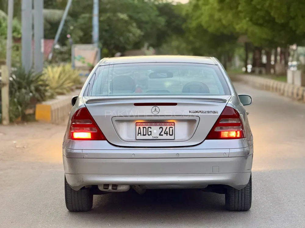 Mercedes Benz C Class 2001 for Sale in Karachi Mercedes Benz C Class 2001 for Sale in Karachi Image-11