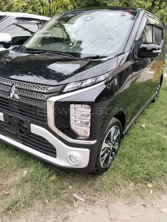 Mitsubishi EK X 2023 for Sale in Lahore Mitsubishi EK X 2023 for Sale in Lahore Image-1