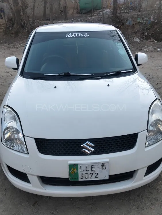Suzuki Swift 2015 for Sale in Mansehra Image-1