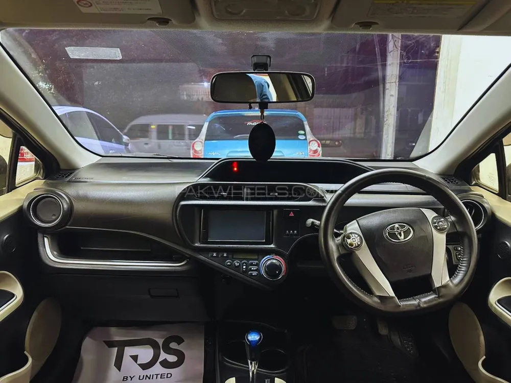 Toyota Aqua 2013 for Sale in Karachi Toyota Aqua 2013 for Sale in Karachi Image-4