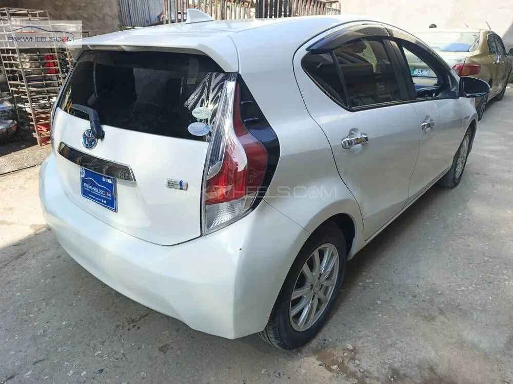 Toyota Aqua 2017 for Sale in Islamabad Toyota Aqua 2017 for Sale in Islamabad Image-5