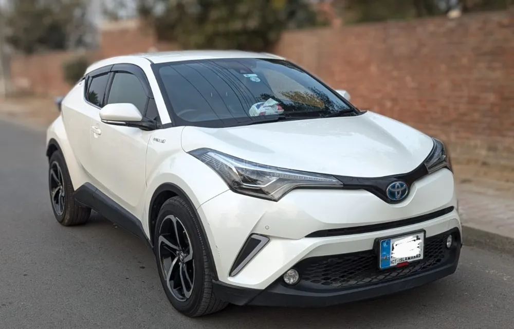 Toyota C-HR 2021 for Sale in Lahore Image-1
