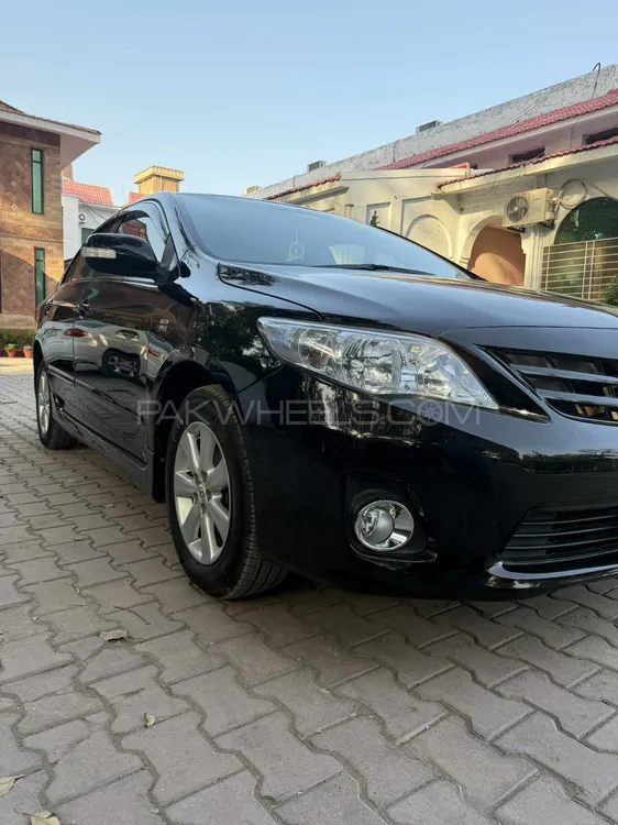Toyota Corolla 2012 for Sale in Peshawar Image-1