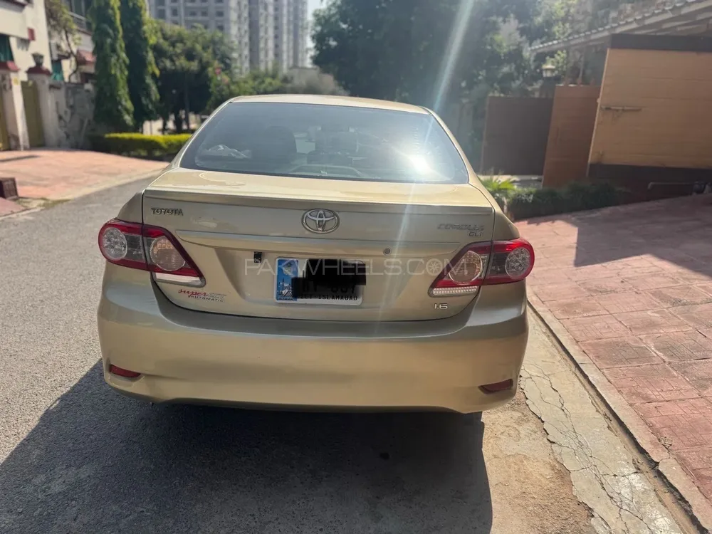 Toyota Corolla 2012 for Sale in Islamabad Image-1
