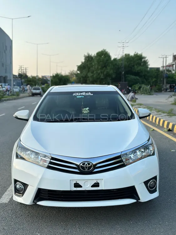 Toyota Corolla 2016 for Sale in Lahore Image-1