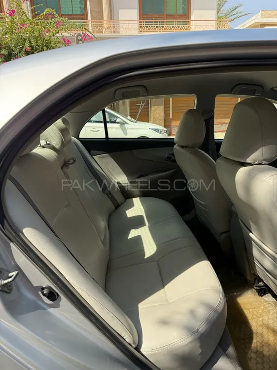 Toyota Corolla Axio 2007 for Sale in Karachi Image-1
