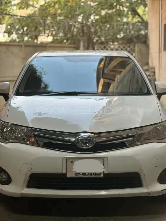 Toyota Corolla Axio 2014 for Sale in Islamabad Image-1