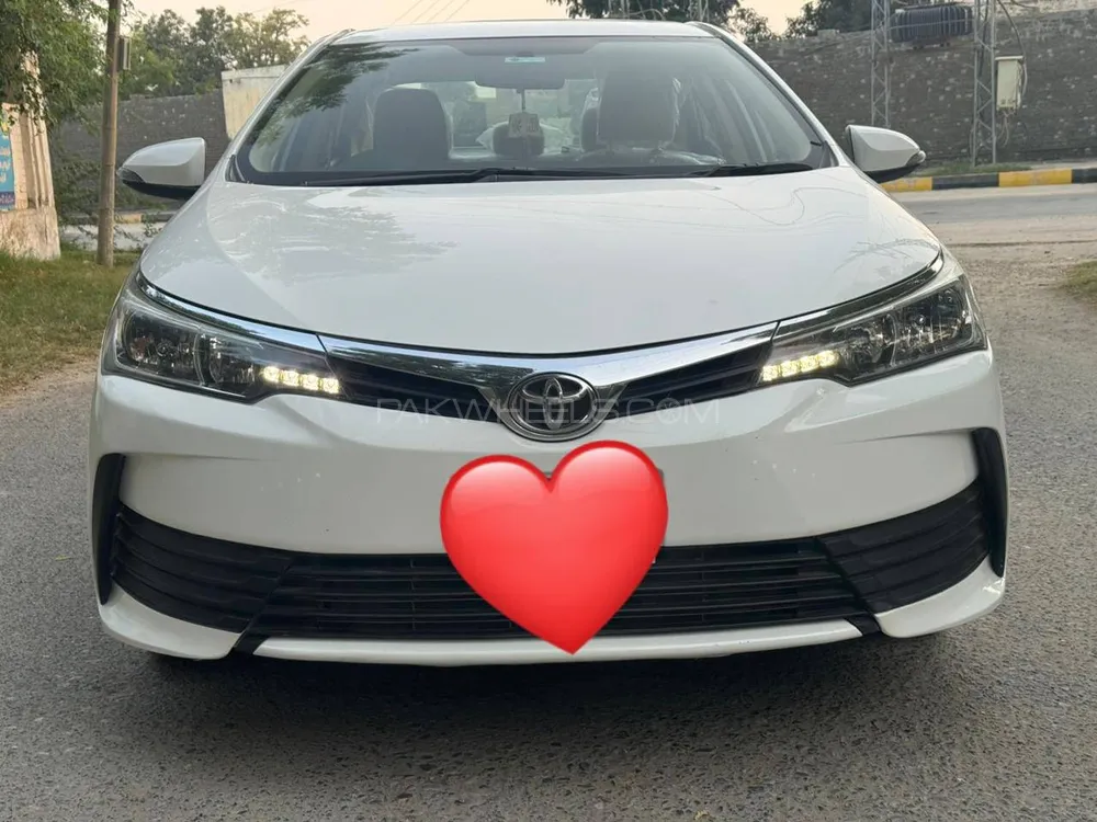 Toyota Corolla 2018 for Sale in Dera ismail khan Image-1