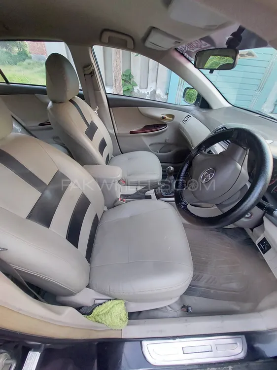 Toyota Corolla 2010 for Sale in Faisalabad Image-1